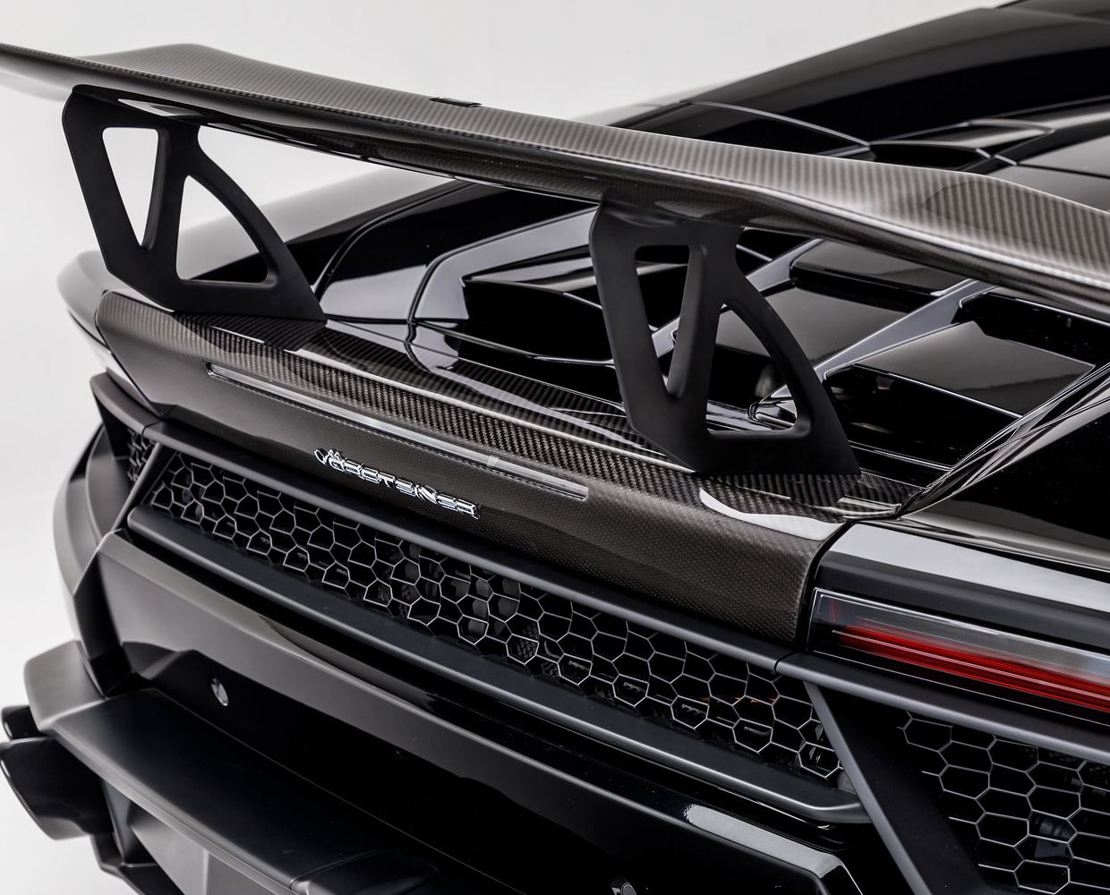 Задня панель - 0903LOV