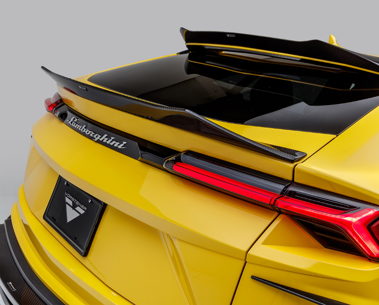 Задній спойлер - 2060LOV