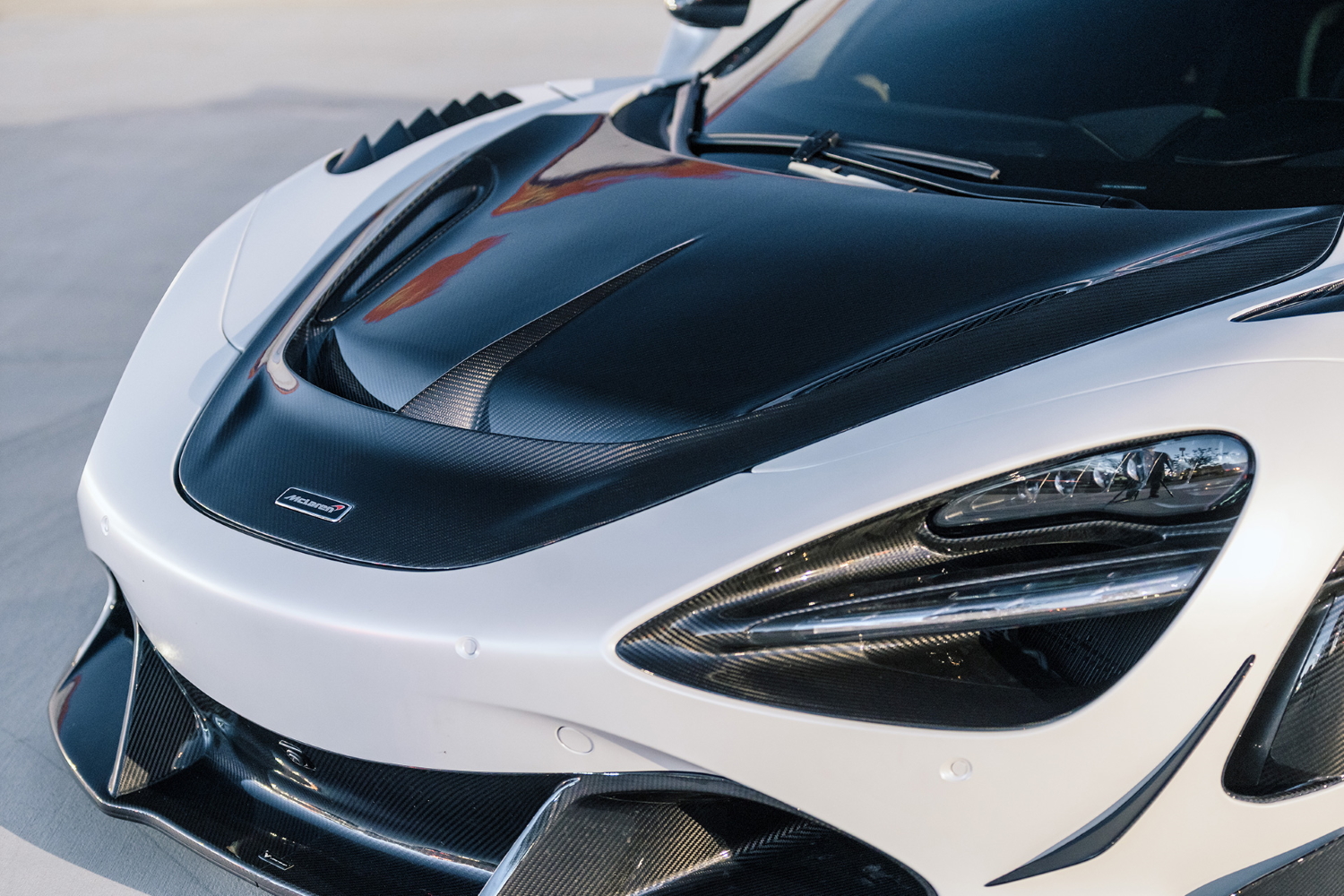 Капот - MVS2080